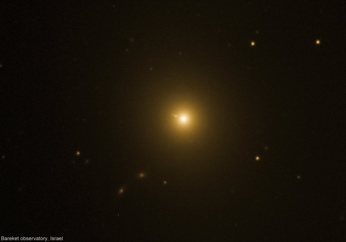 עבודת חקר באסטרונומיה - מדידת הסילון בגלקסיה M87